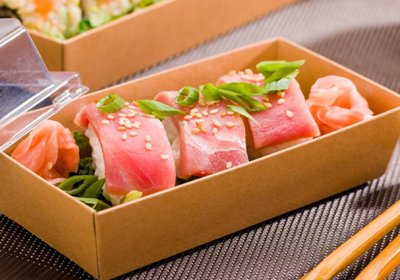 Jednorazowe, biodegradowalne papierowe pudełko na sushi